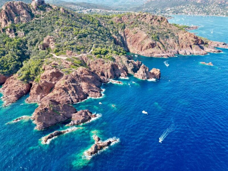 cap-taillat-catamaran-full-day
