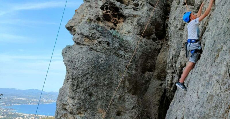 cassis-la-ciotat-climbing-class-on-cap-canaille