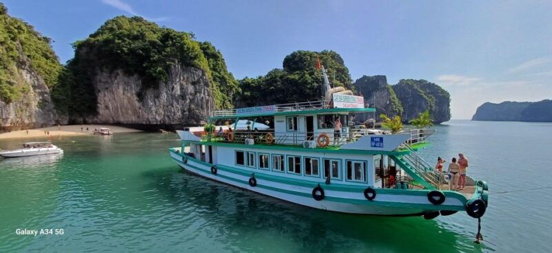 catba-island-one-day-lan-ha-bay-with-cat-ba-expedition
