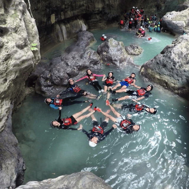 cebu-city-to-pescador-island-kawasan-canyoneering-tour