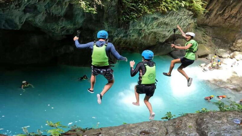 cebu-pescador-island-sardines-run-and-kawasan-canyoneering