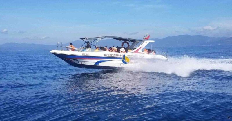 cham-island-snorkeling-tour-by-speed-boat-from-hoi-an-danang-2
