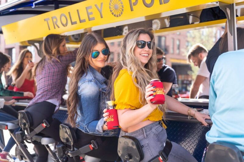 charlotte-brunch-and-trolley-pub-city-tour