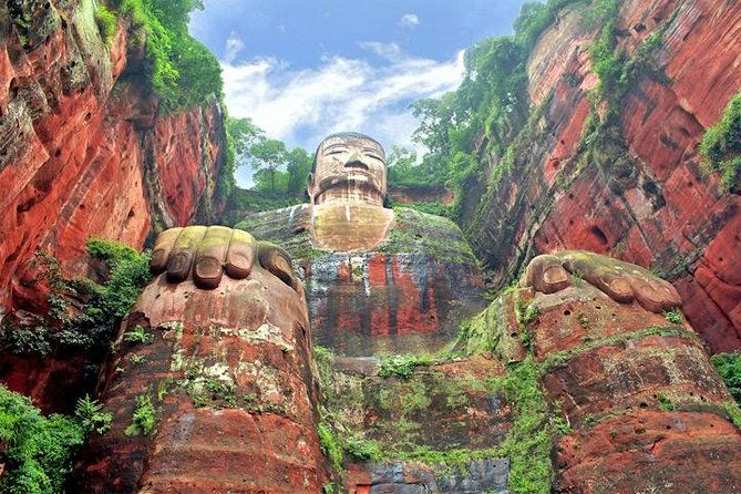 Chengdu Panda Leshan Buddha and Mount Emeishan 2 Days Tour - FAQs  