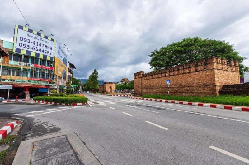 chiang-mai-exploration-of-old-city-by-private-tuk-tuk