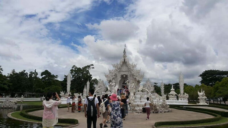 chiang-rai-city-highlights-one-day-tour-with-thai-lunch