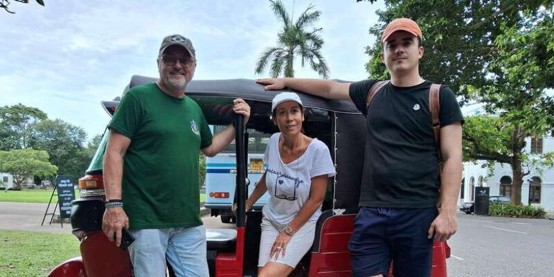 colombo-city-tour-by-tuk-tuk-experience-morning-or-evening