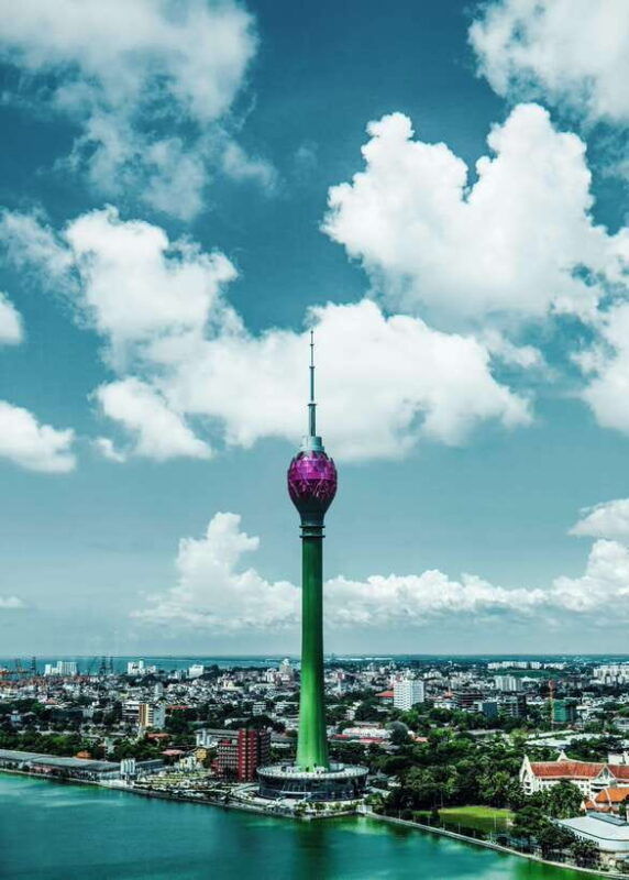 colombo-lotus-tower-celebration-dining-experience-with-cake