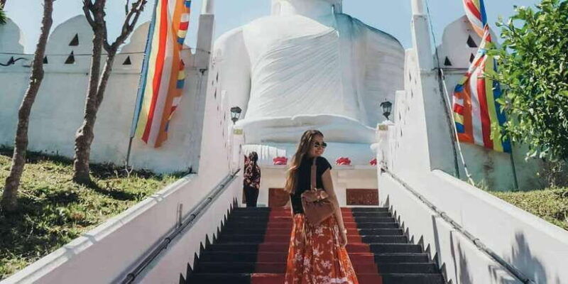 colombo-pinnawala-orphanage-kandy-temple-of-tooth-day-trip