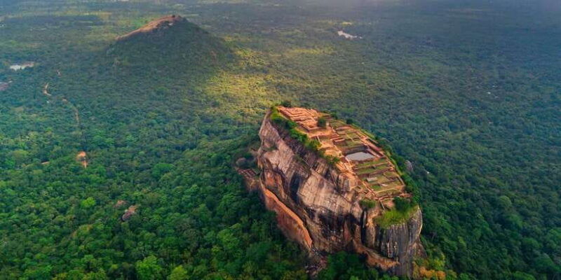 colombo-sigiriya-dambulla-minneriya-park-safari-day-tour