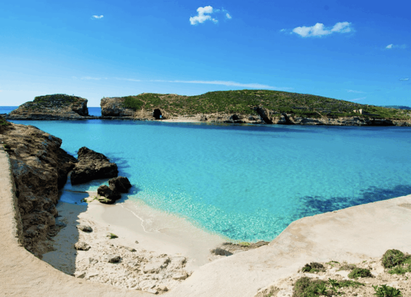 comino-mystic-caves-blue-and-crystal-lagoon-boat-cruise