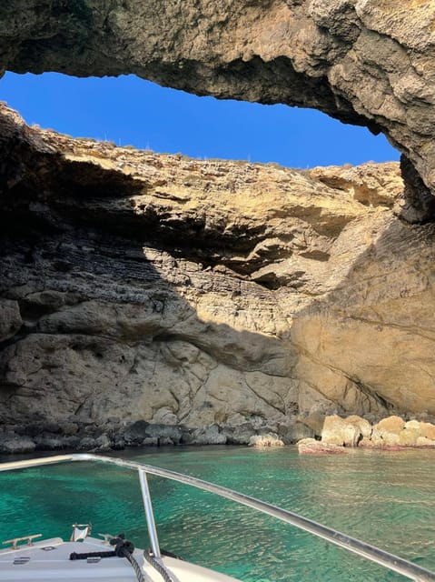 comino-private-boat-tours-blue-crystal-lagoon-malta-gozo