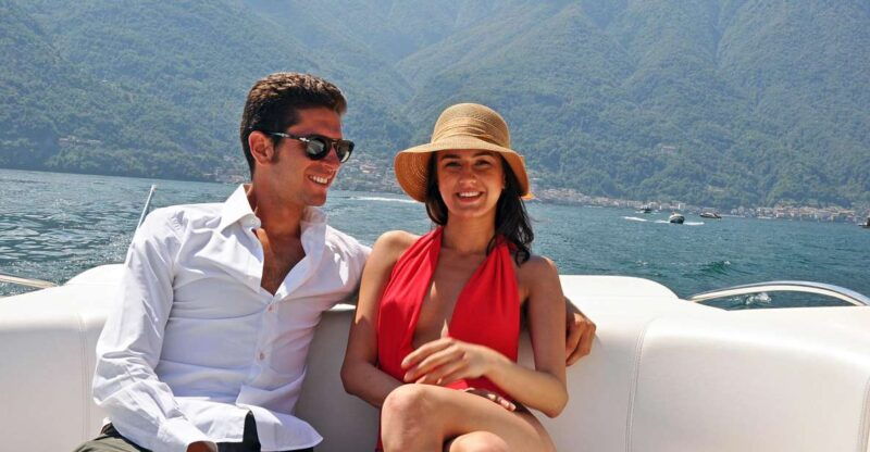 como-lake-como-private-modern-speedboat-tour-with-prosecco