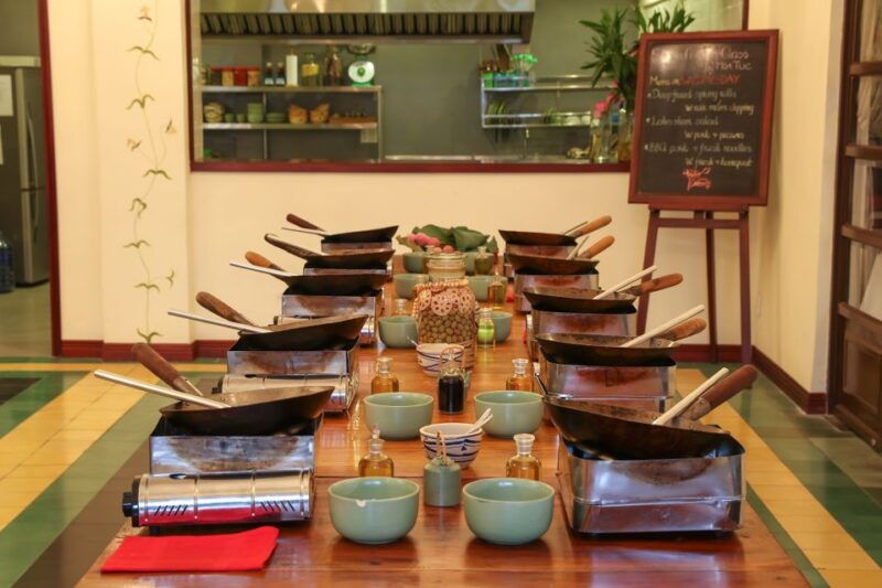 cooking-class-with-ben-thanh-market-visit