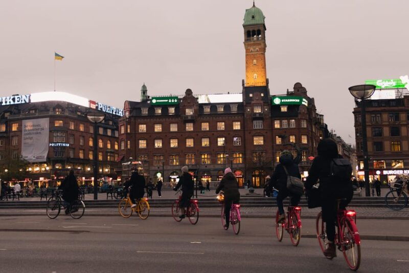 copenhagen-christmas-bike-tour-with-a-local-guide