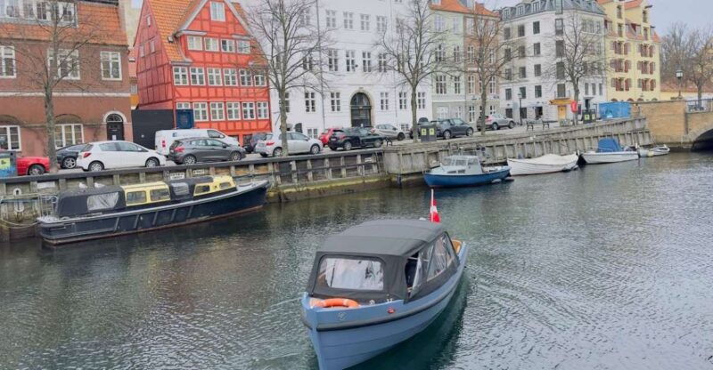 copenhagen-guided-canal-tour-by-electric-boat