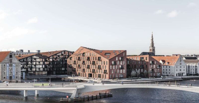 copenhagen-harbor-architecture-private-walking-tour