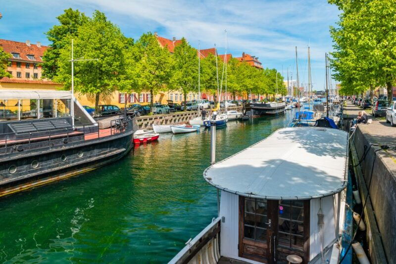 copenhagen-private-tour-90mins-hippies-christianshavn