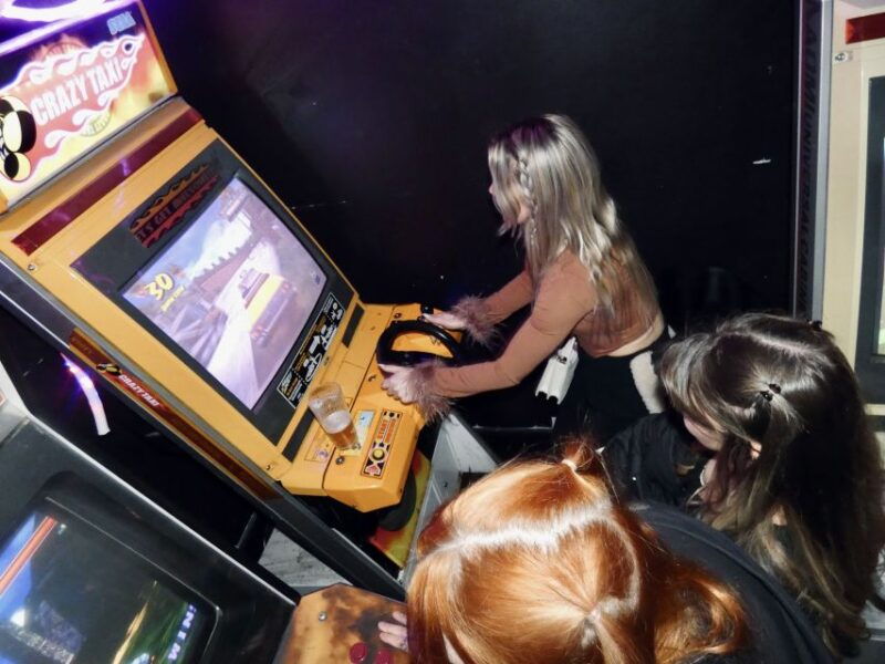 copenhagen-social-nightlife-pub-crawl-with-shots-games
