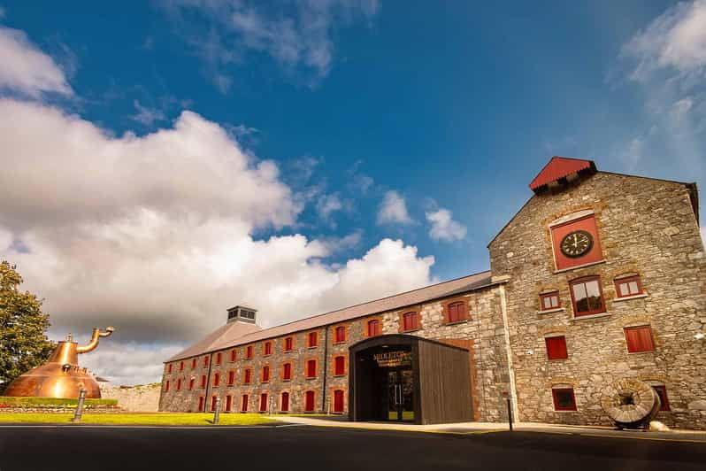 cork-midleton-distillery-behind-the-scenes-tour-tasting