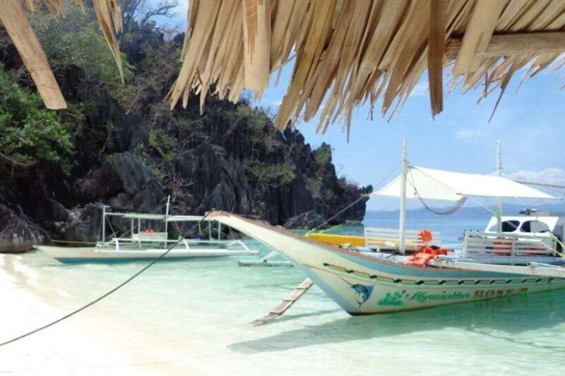 coron-barracuda-lake-skeleton-wreck-twin-lagoon-boat-tour
