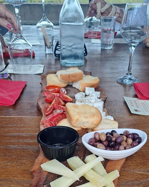 crete-2-wineries-tour-with-wine-tasting-olive-oil-lunch