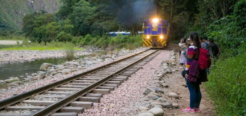 cusco-2-day-tour-to-machu-picchu-by-the-abra-malaga-route