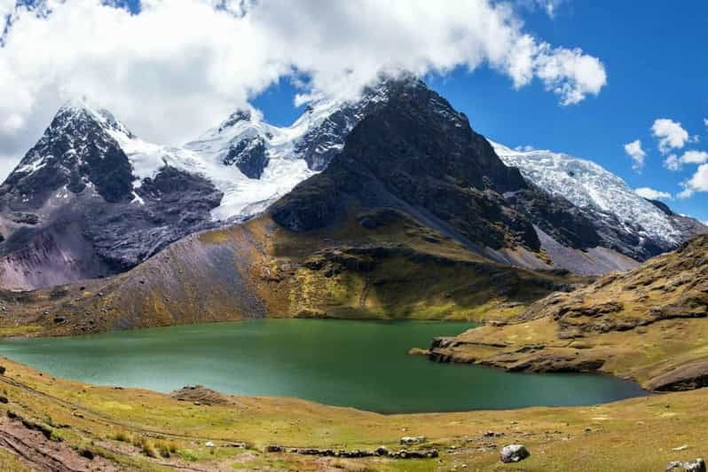 cusco-ausangate-tour-7-lagoons-with-hot-springs