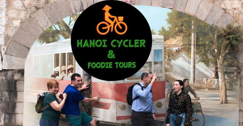 cycling-tour-in-hanoi-old-quarter-red-river-delta