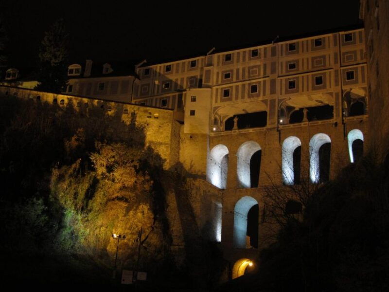 czech-krumlov-night-walking-tour-with-a-professional-guide