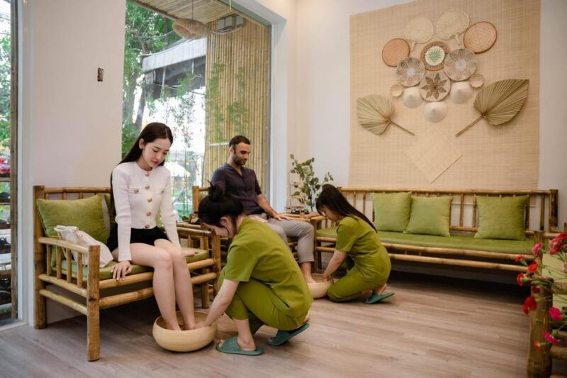 da-nang-2-hours-special-massage-in-rora-spa-free-pick-up