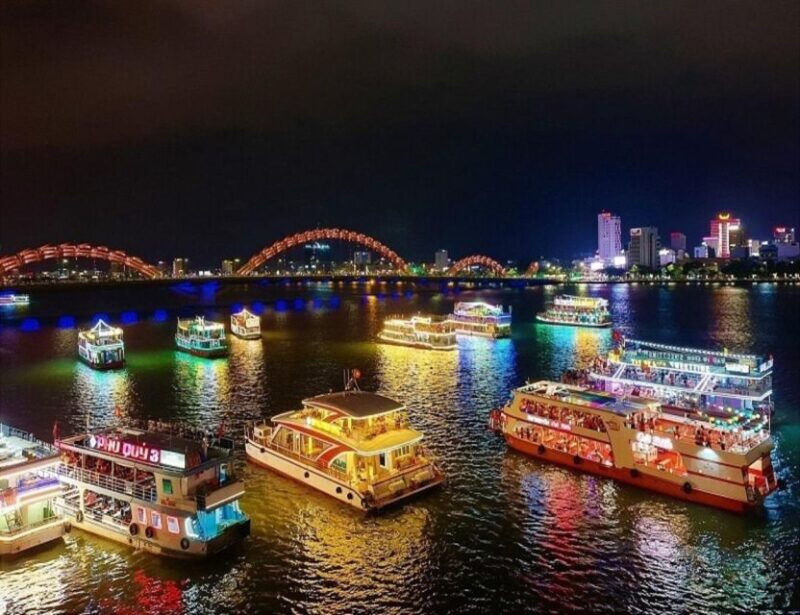 da-nang-han-river-cruise-cham-dancing-by-phu-quy-cruise