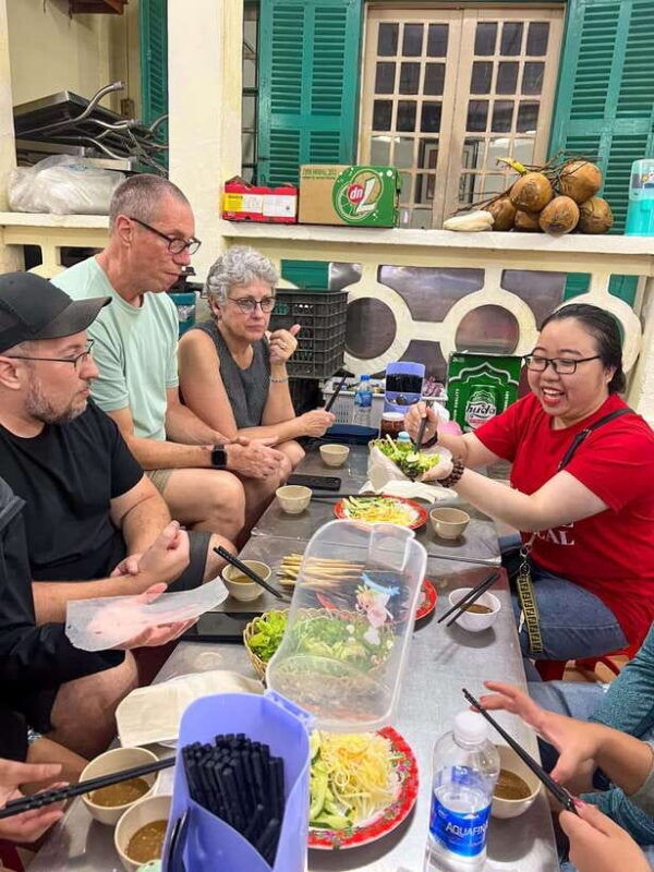 da-nang-vegetarian-food-walking-tour
