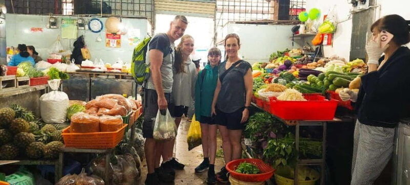 dalat-home-cooking-class-with-central-market-tour