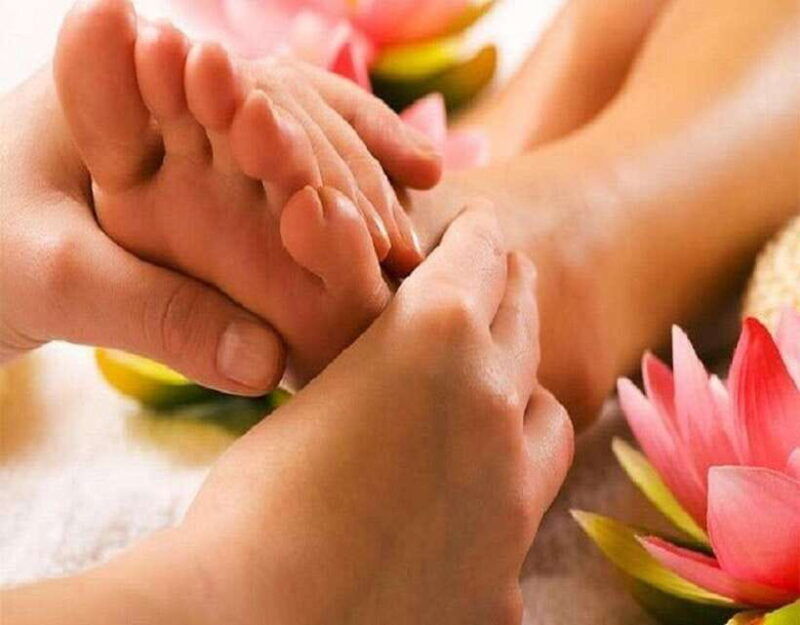danang-private-walking-tour-from-local-foods-to-foot-massage