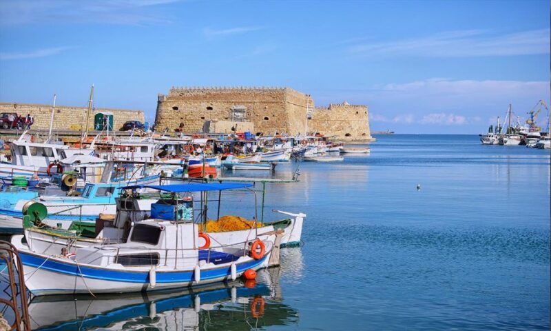day-trip-to-heraklion-city-center-market-cretaquarium