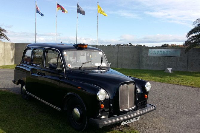 Deco City Black Cab Tours and Shuttles - The Charm of Napier in a Classic Black Cab