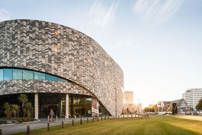 Discover Christchurch Sightseeing Tour with optional International Antarctic Center Admission - The Value Proposition