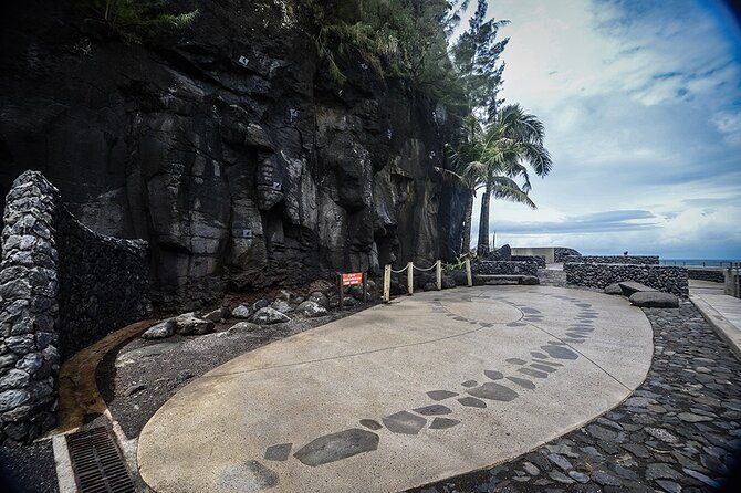 Discovering the emblematic sites of Tahiti - The Overall Value