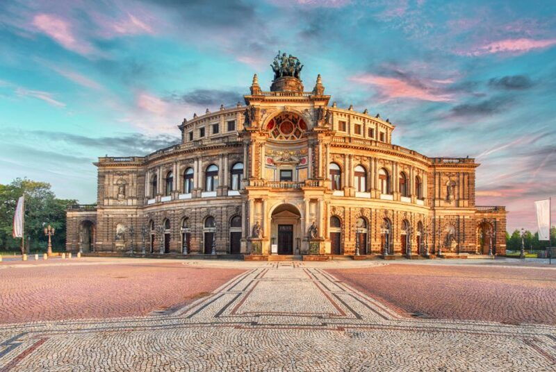 dresden-semperoper-guided-tour-for-families