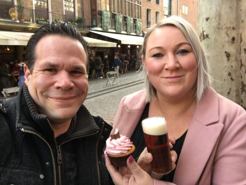 dusseldorf-old-town-interactive-crime-tour-with-actor