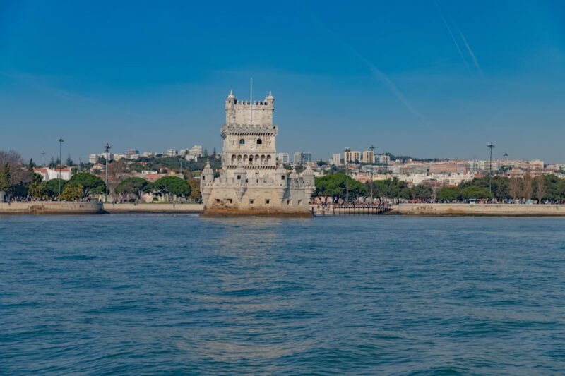%e2%9b%b5bluemotion-lisbon%e2%9b%b5-sailing-tour-in-tagus-river