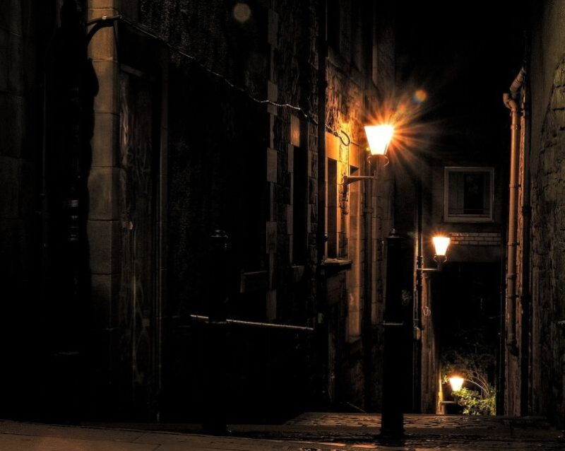 edinburgh-dark-history-royal-mile-walking-tour