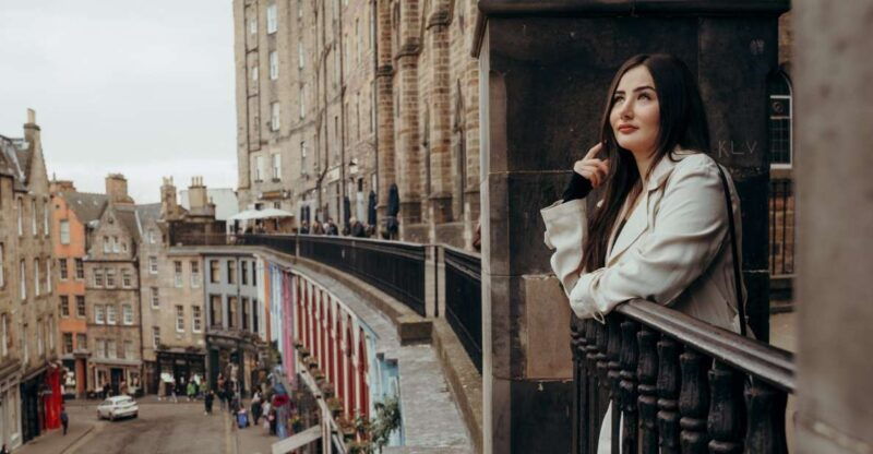 edinburgh-photo-shoot-with-a-private-vacation-photographer