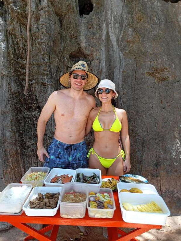 el-nido-private-tour-b-with-snake-island-and-caves