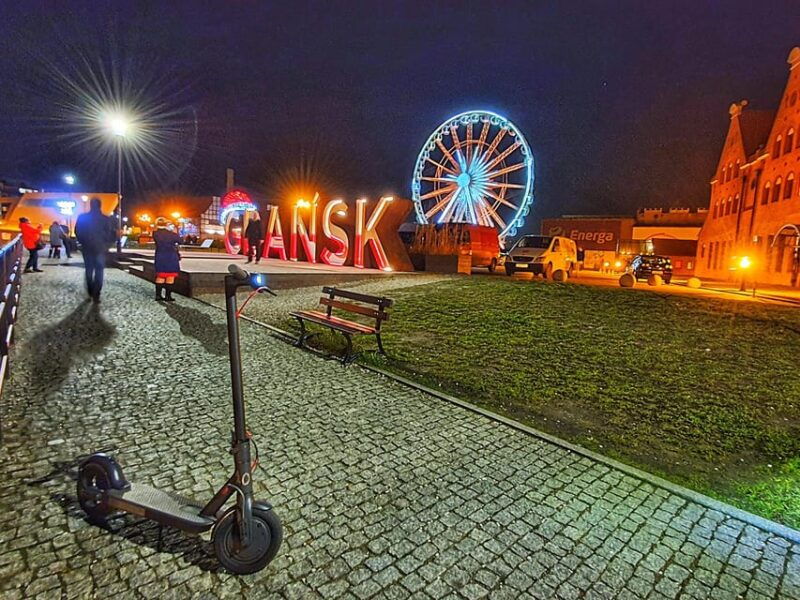 electric-scooter-tour-old-town-gdansk-15-hour-of-magic