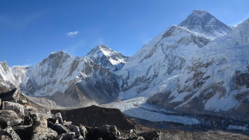 everest-base-camp-trek-and-return-via-helicopter