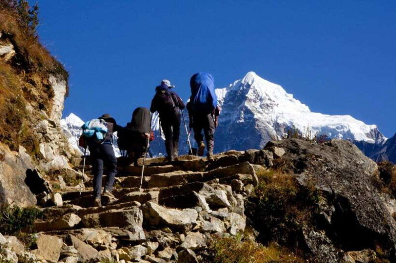 everest-base-camp-trek-from-lukla