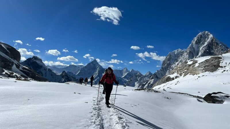 everest-three-high-passes-trek-17-day-guided-3-passes-trek
