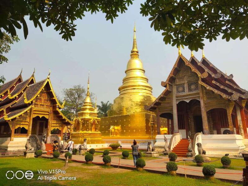ex-monk-city-temples-walking-tour-3-5-hours-1-7-km